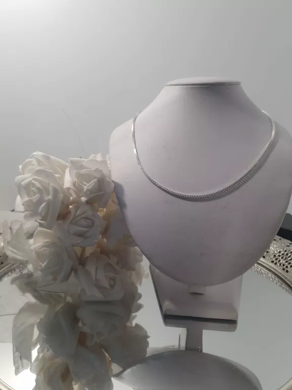 PIĘKNY SREBRNY ŁAŃCUSZEK KOSTKA 5,94 G 925