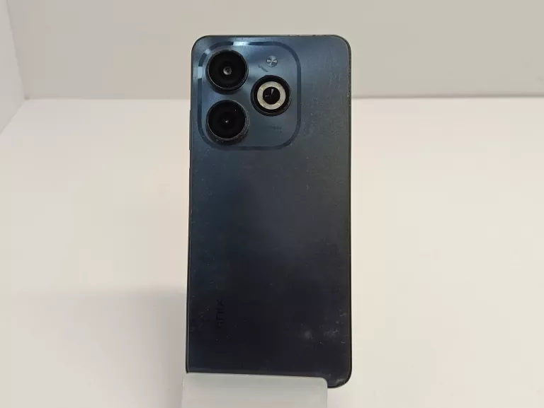TELEFON INFINIX SMART 8