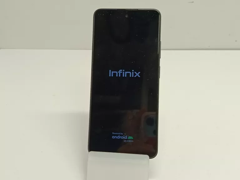 TELEFON INFINIX SMART 8