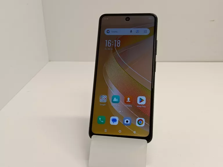 TELEFON INFINIX SMART 8