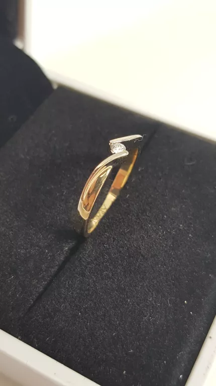 585 2,07G 0,05CT R13 ZŁOTY PIERŚCIONEK Z BRYLANTEM