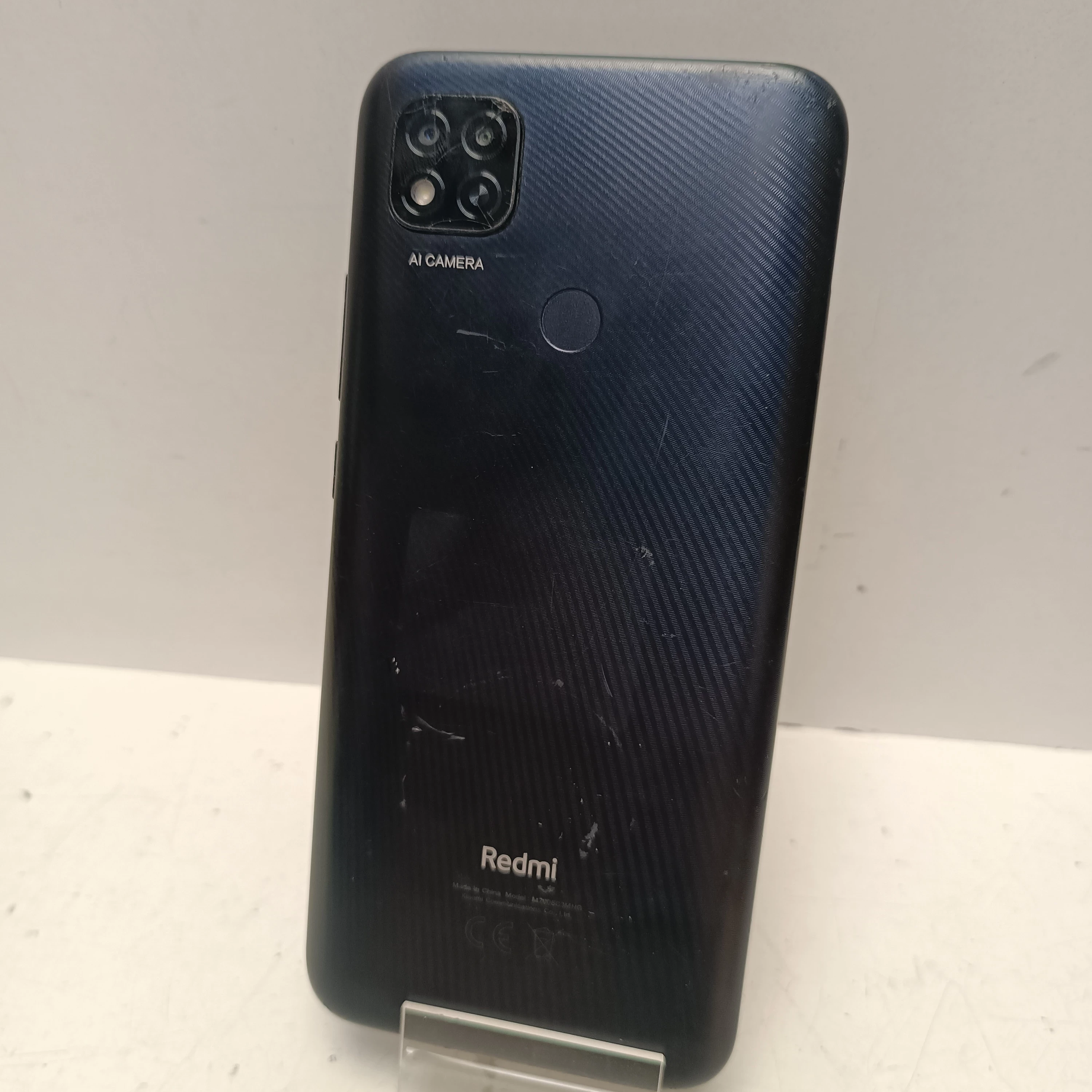 telefon-redmi-9c-zbite-szklo-na-aparacie-kod-producenta-9c