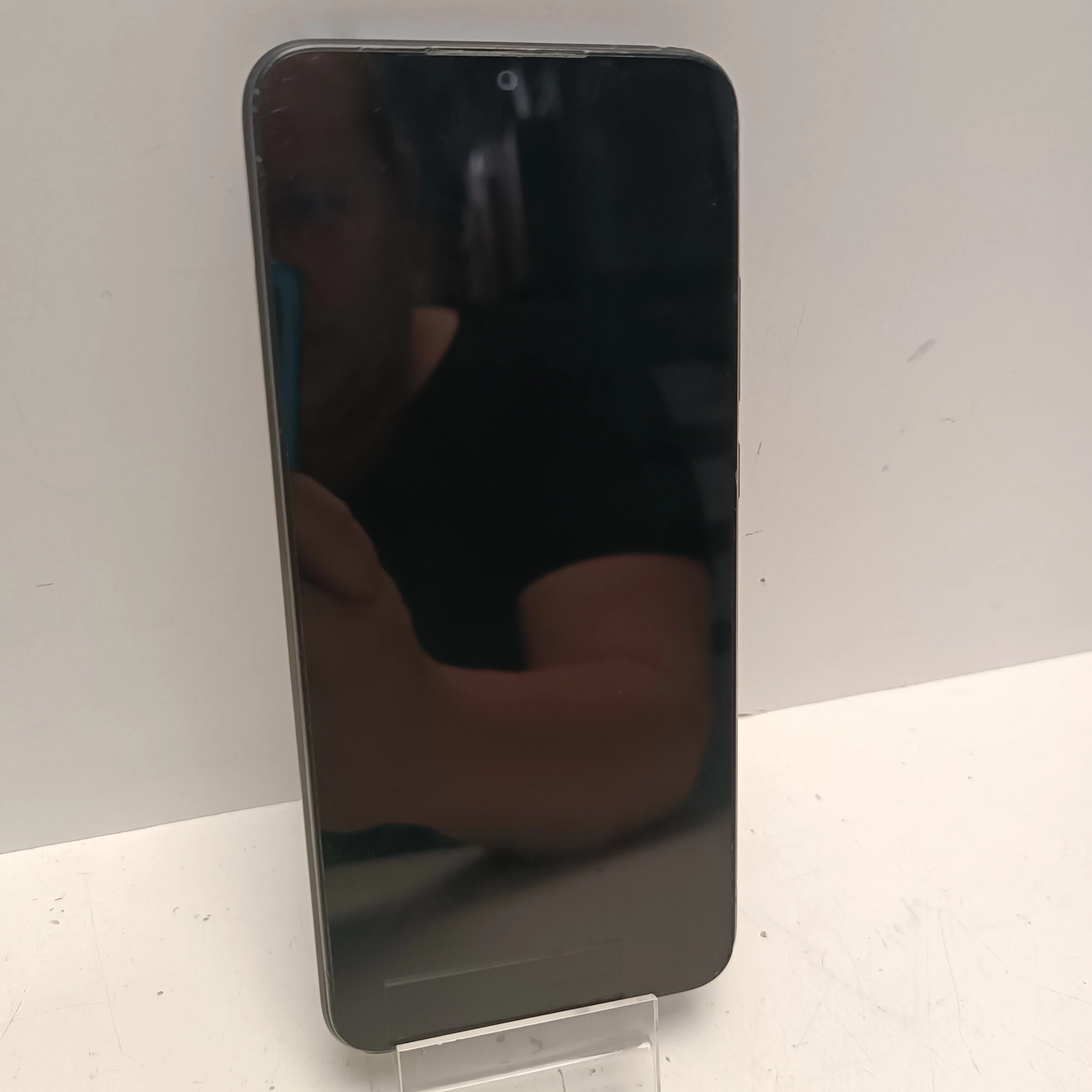 telefon-redmi-9c-zbite-szklo-na-aparacie-ean-gtin-6934177766718