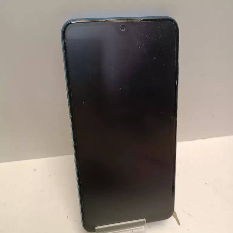 TELEFON HONOR 8X 6/64GB ZBITE SZKIEŁKO NA APARACIE