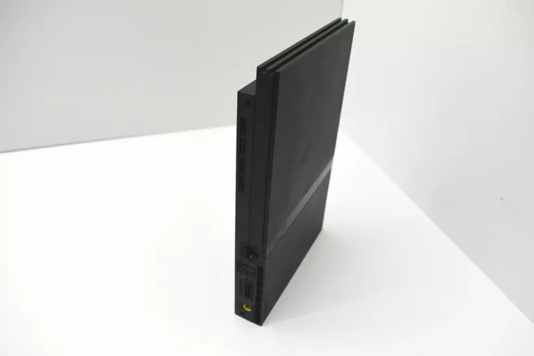 KONSOLA SONY PS2 + PADY