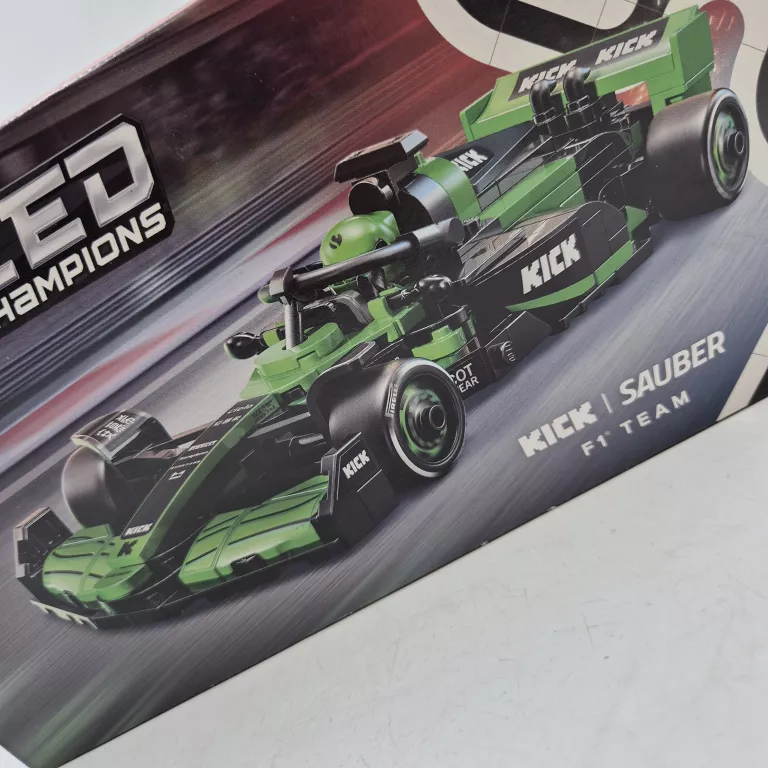 KLOCKI LEGO 77247 SPEED CHAMPIONS KICK SAUBER F1 TEAM C44