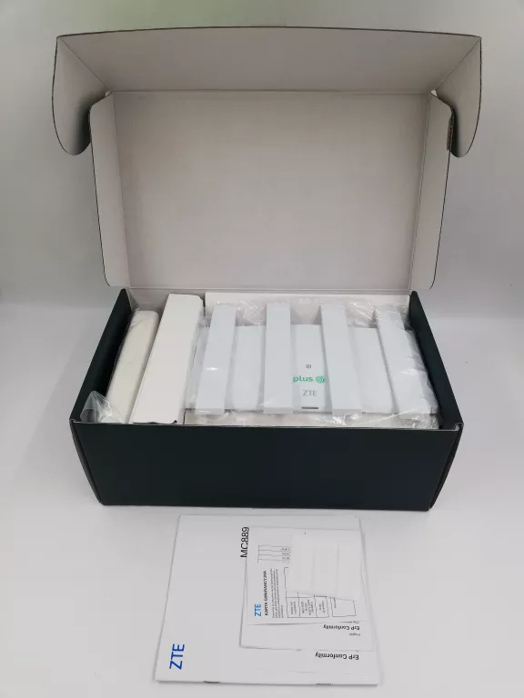 ZESTAW ZTE MC889 5G ODU + T3000 WI-FI6 IDU