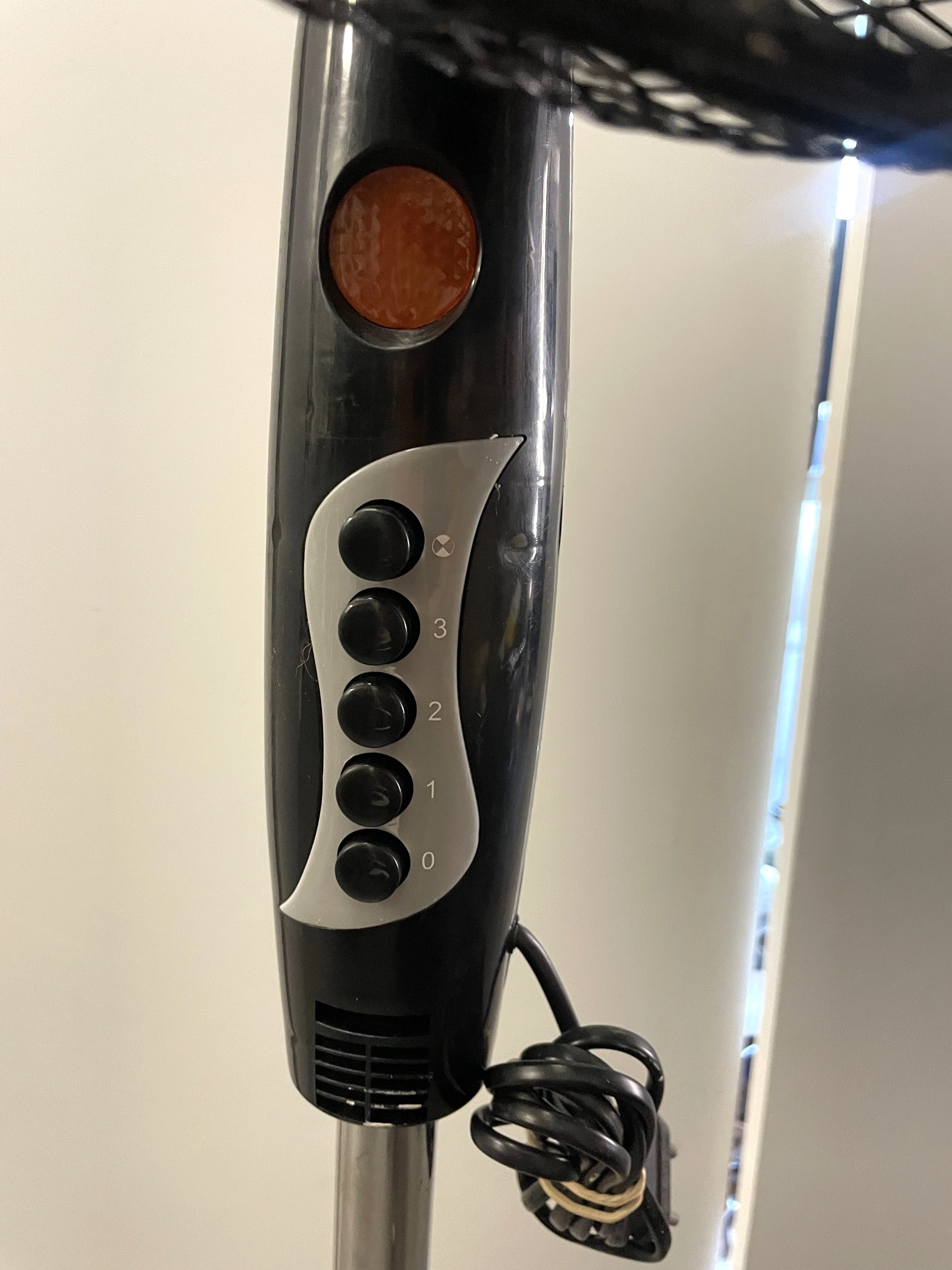 skan-wentylator-stojacy-czarny-ean-gtin-3276007041439