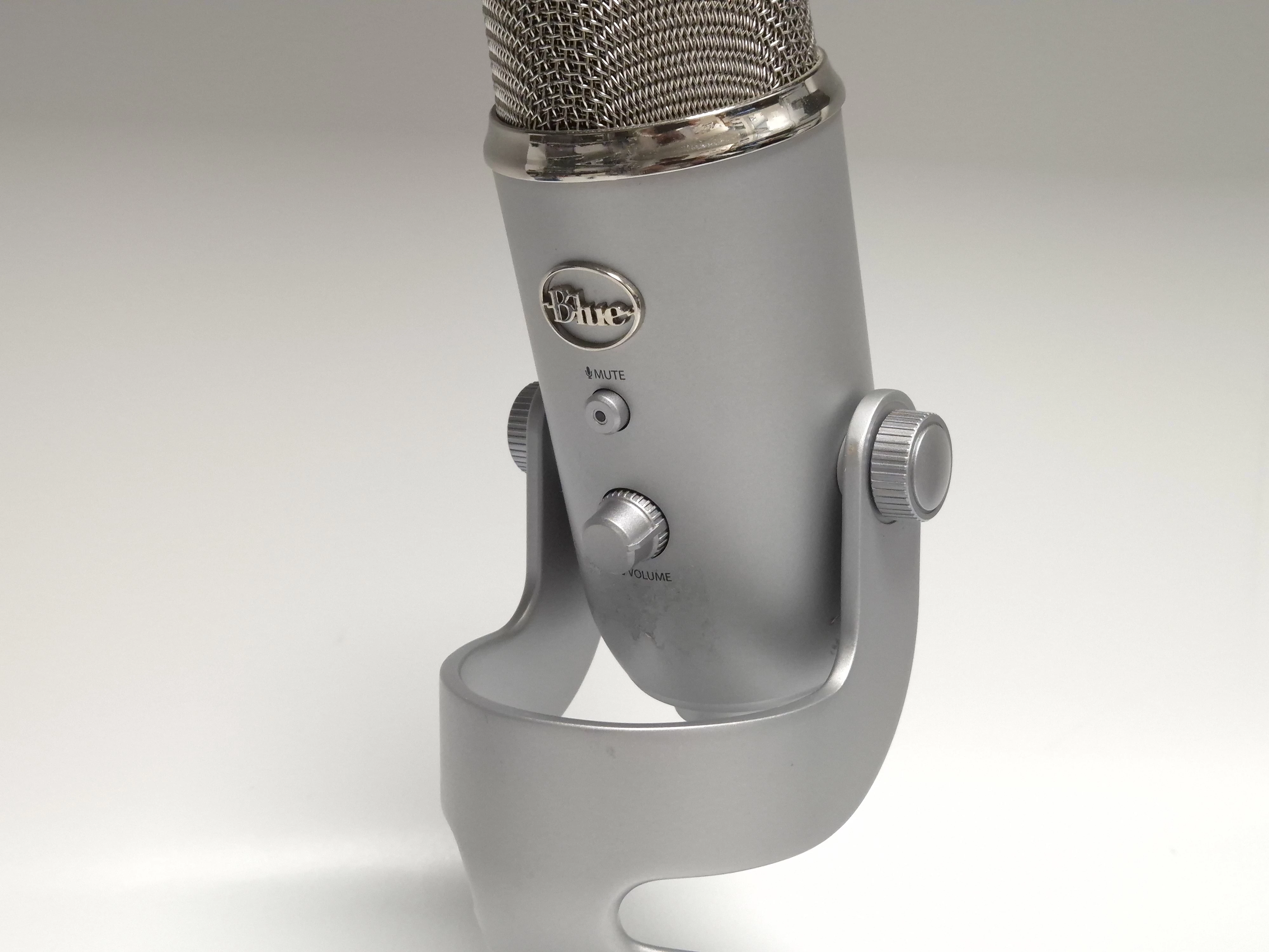 mikrofon-blue-yeti-stan-11323-2