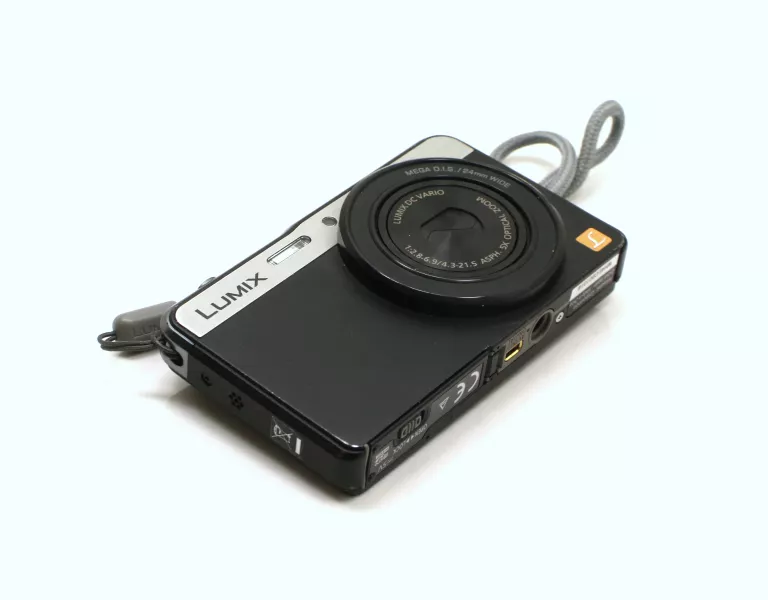 APARAT CYFROWY PANASONIC LUMIX DMC-XS3 + KARTA MICRO SD 8GB