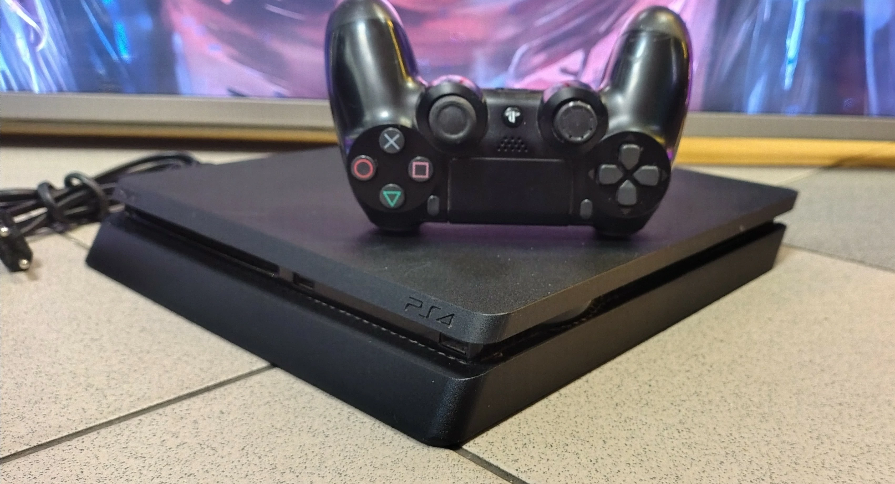 konsola-playstation-4-slim-500gb-ps4-plyta-god-of-war-warszawska-115bminsk-mazowiecki