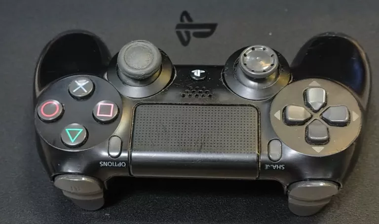 konsola-playstation-4-slim-500gb-ps4-plyta-god-of-war-stan-11323-2