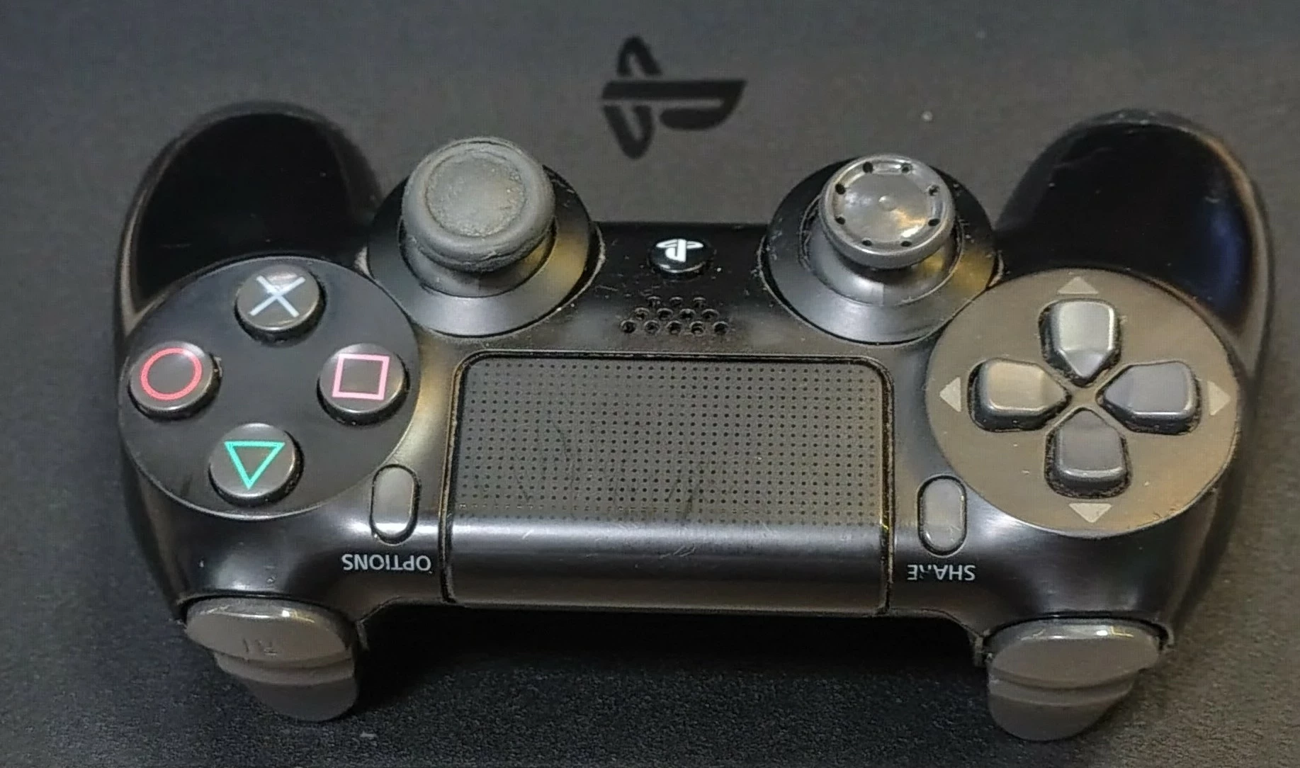 konsola-playstation-4-slim-500gb-ps4-plyta-god-of-war-stan-11323-2