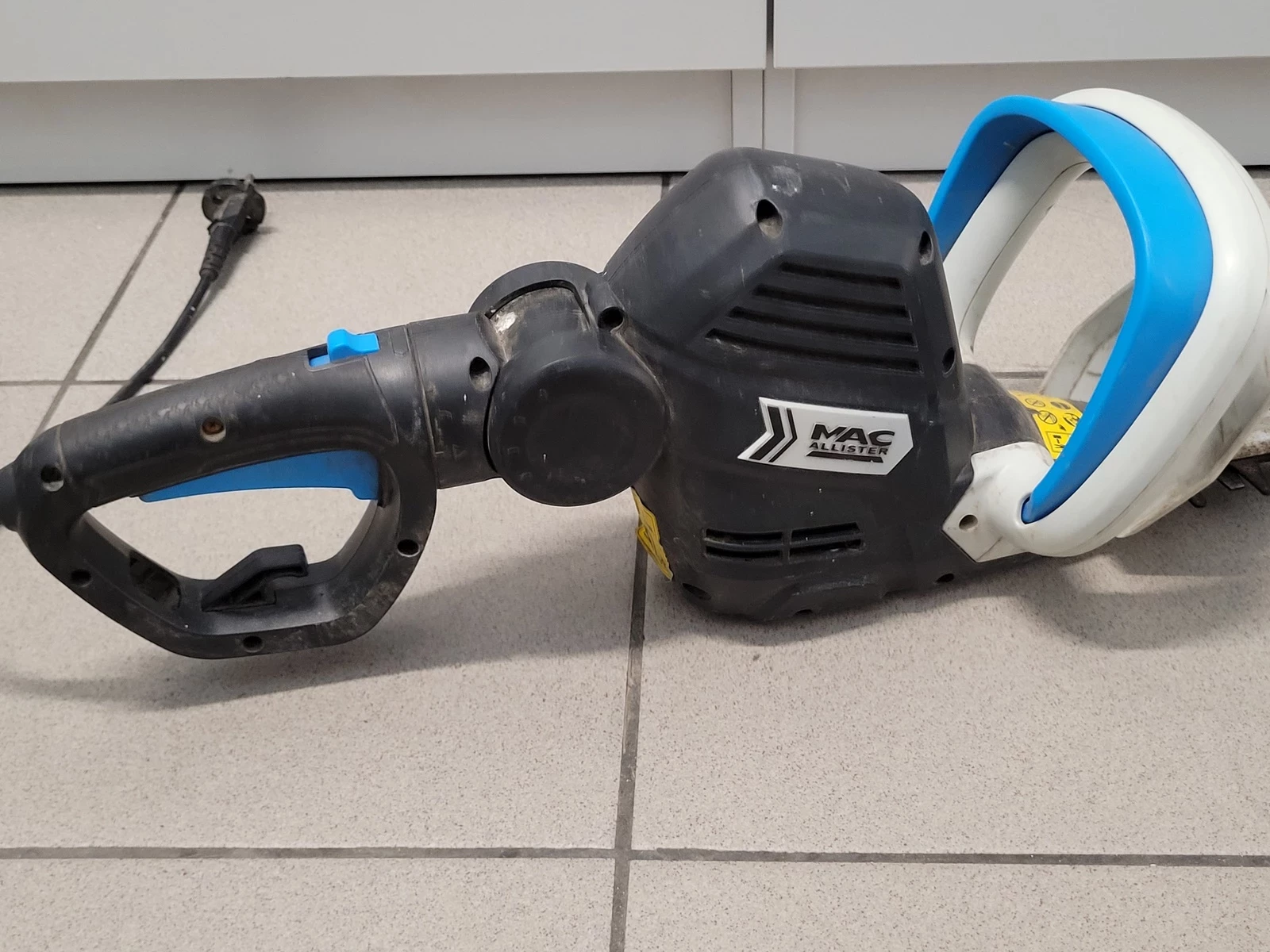 nozyce-do-zywoplotu-macallister-mhtp710-zakres-mocy