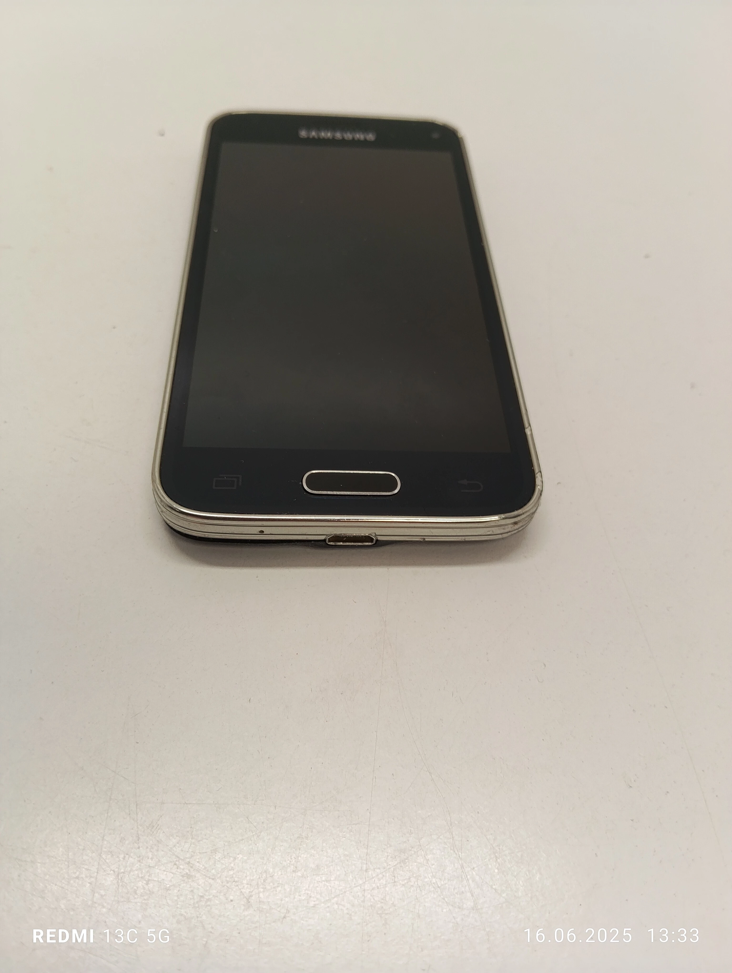 telefon-samsung-galaxy-s5-mini-ean-gtin-8806086278294