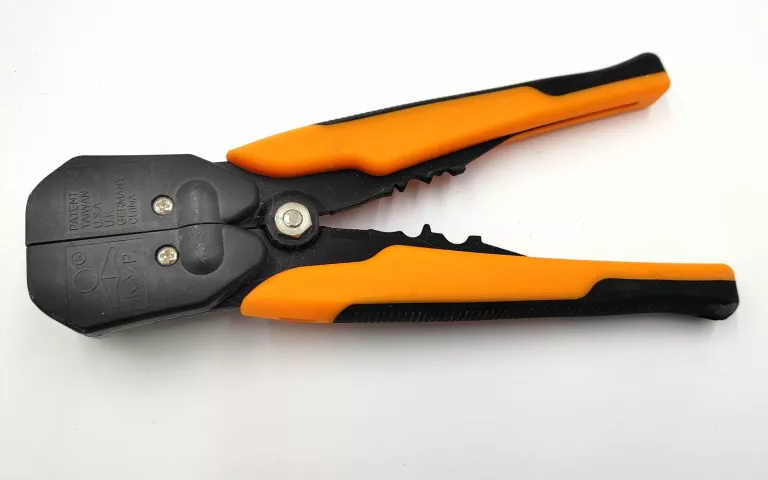 automatyczny-sciagacz-izolacji-neo-tools-01-500-stan-11323-2