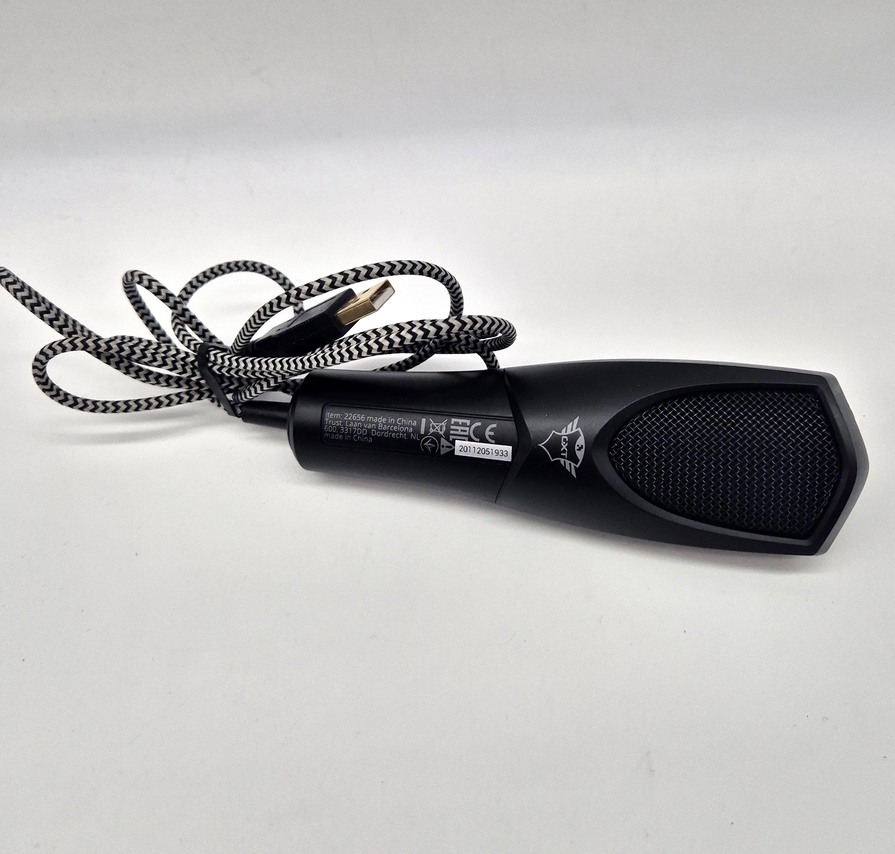 mikrofon-mantis-streaming-microphone-gxt-232-model-gxt-232-mantis