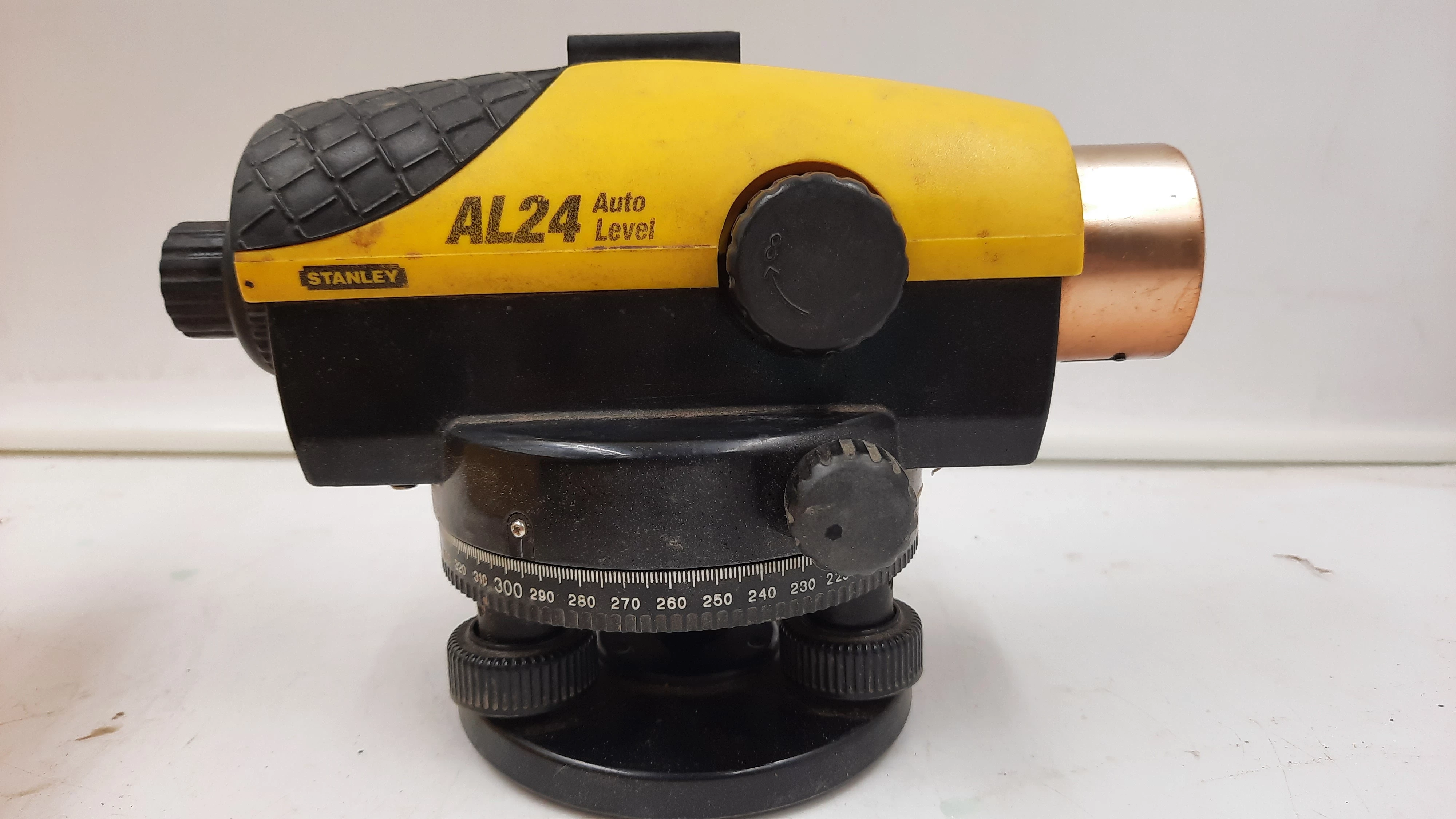 niwelator-optyczny-stanley-al24-zoom-x24-16mm45m-zasieg-90-m-przeznaczenie-18729-2