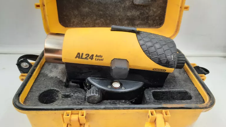 NIWELATOR OPTYCZNY STANLEY AL24 / ZOOM X24 / 1,6MM/45M / ZASIĘG 90 M