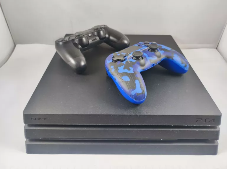 KONSOLA SONY PS4 2 PADY