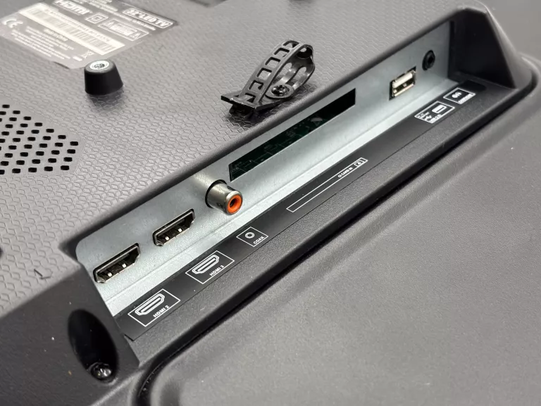 telewizor-blaupunkt-bn32h1032eeb-32-led-50-hz-opis-typ-telewizora-211486-250142