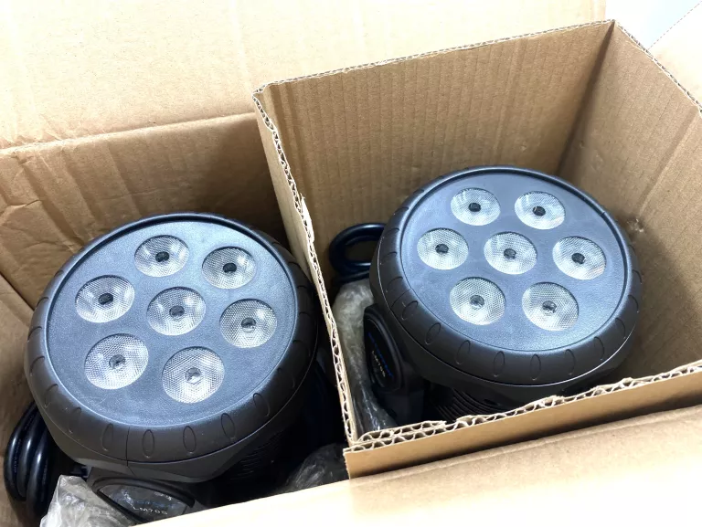 LIGHT4ME COMPACT MOVING HEAD 7X8W GŁOWICA RUCHOMA LED