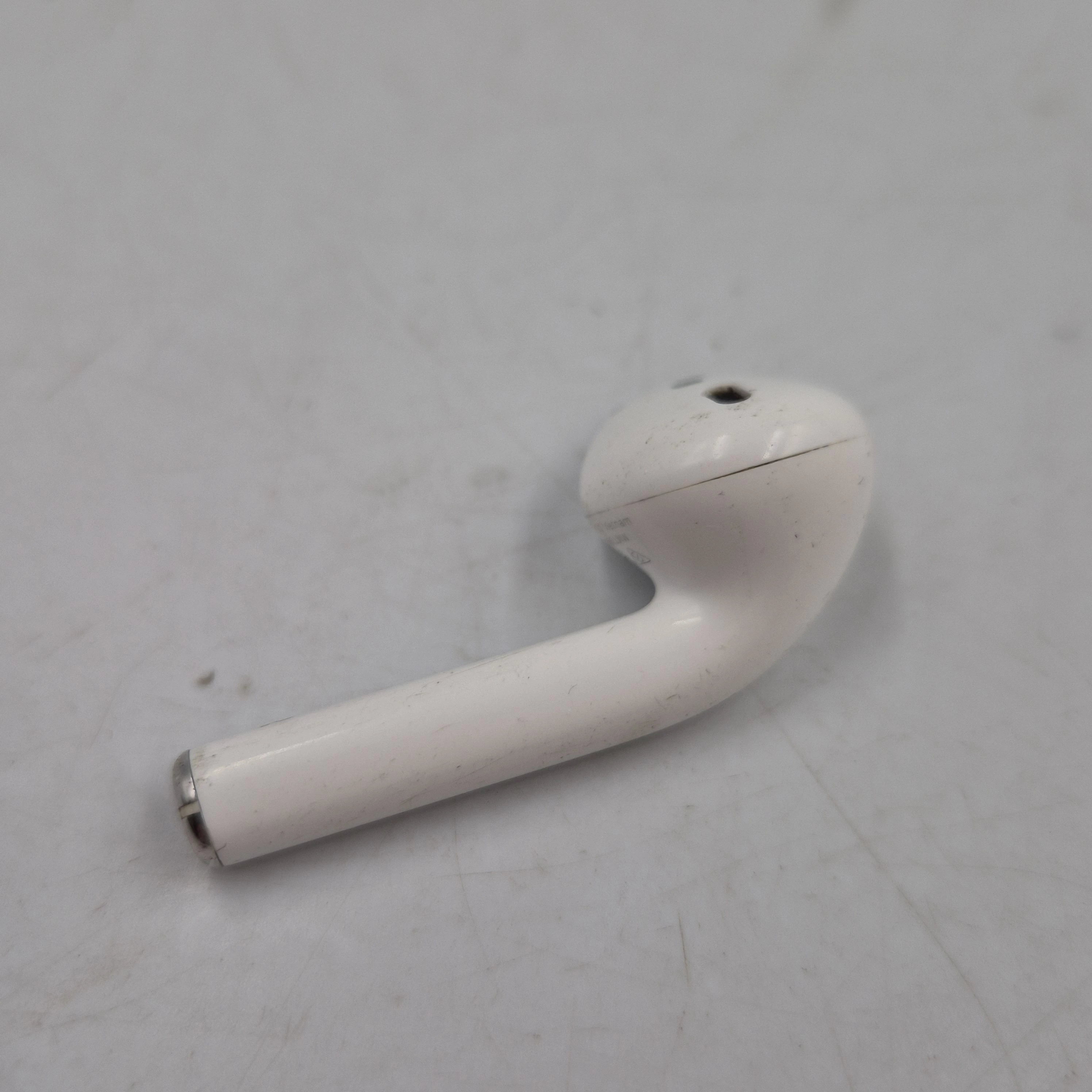 sluchawki-bezprzewodowe-apple-airpods-1-generacji-stan-11323-2