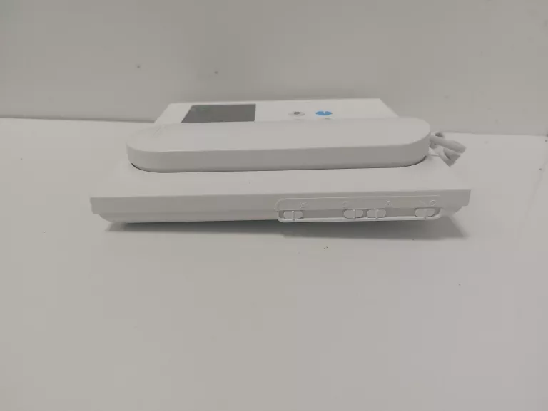 9401 - WIDEOMONITOR FERMAX VEO PUD POLECAM!