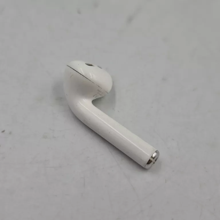 SŁUCHAWKI BEZPRZEWODOWE APPLE AIRPODS 1 GENERACJI
