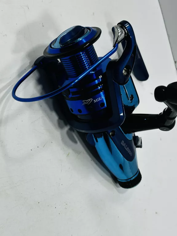 KOŁOWROTEK MIRACLE FISH DA5000 Z WOLNYM BIEGIEM