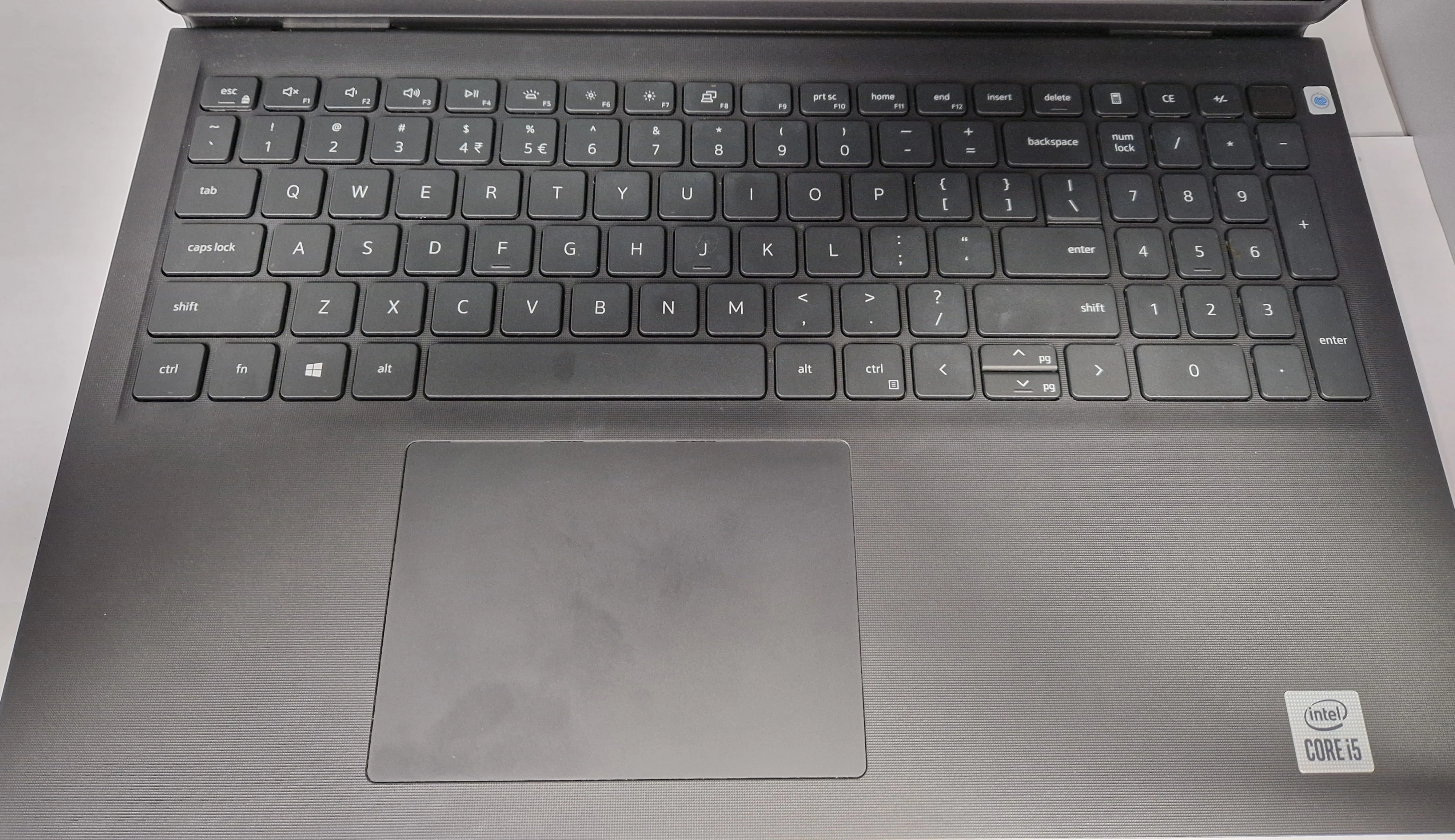 laptop-dell-vostro-15-3510-i5-1035g1-8gb-ram-torba-i-zasilacz-stan-11323-2