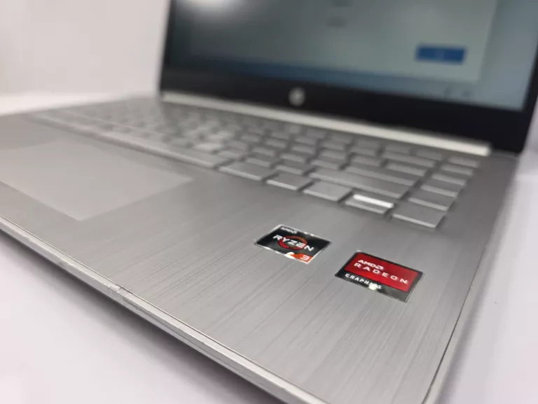 LAPTOP HP 14S AMD RYZEN 3 3250U/8 GB/ SSD 512 GB/ GPU 2GB Z DOWODEM ZAKUPU