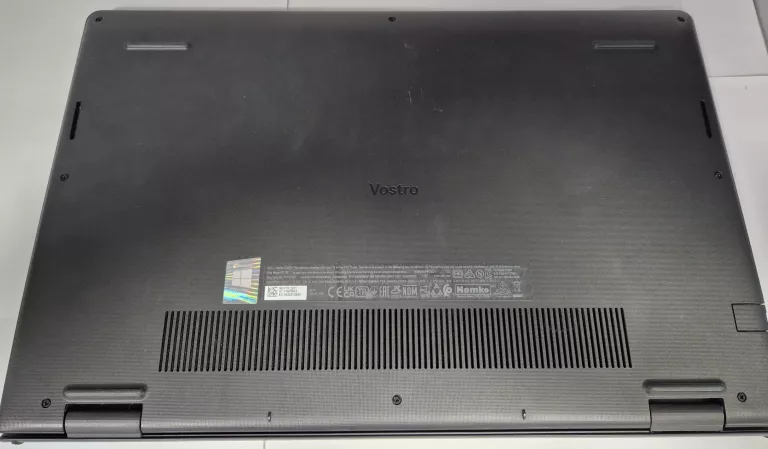 LAPTOP DELL VOSTRO 15 3510 - I5 1035G1, 8GB RAM + TORBA I ZASILACZ
