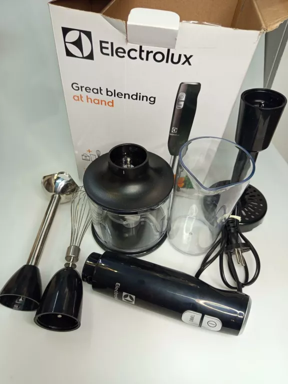 blender-reczny-electrolux-estm4400-porebska-1-zawiercie