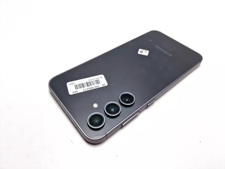 telefon-samsung-galaxy-s23-fe-8128-bez-blokad-system-operacyjny-4388-1