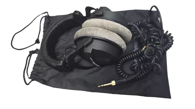 SŁUCHAWKI BEYERDYNAMIC DT770 PRO 250OHM + POKROWIEC