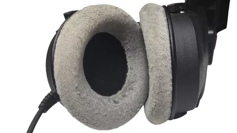 SŁUCHAWKI BEYERDYNAMIC DT770 PRO 250OHM + POKROWIEC