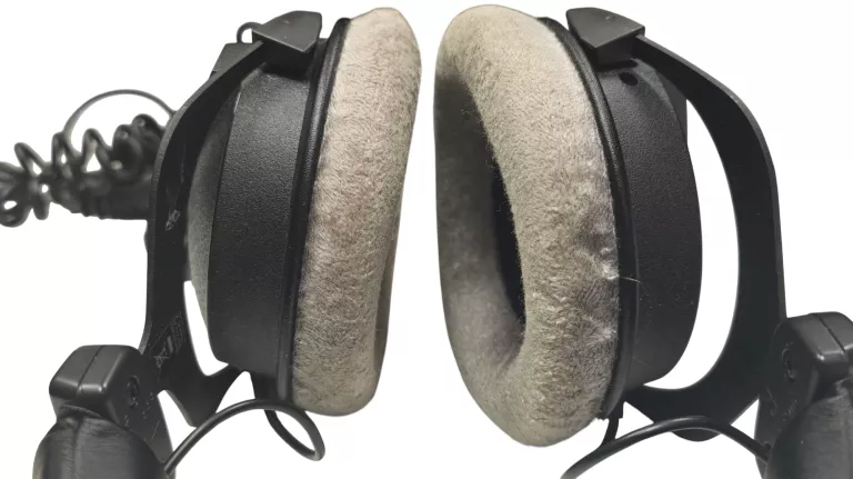 SŁUCHAWKI BEYERDYNAMIC DT770 PRO 250OHM + POKROWIEC