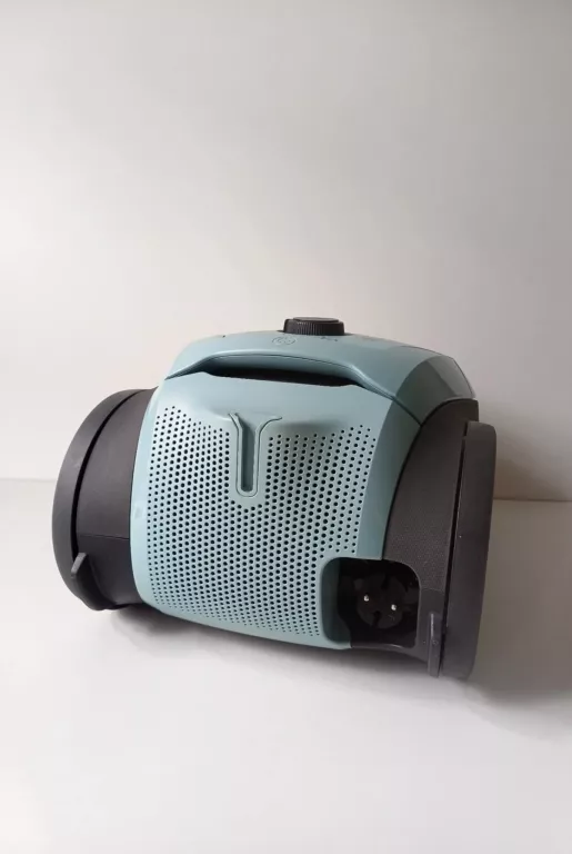 ODKURZACZ ELEKTROLUX PD82-4MB