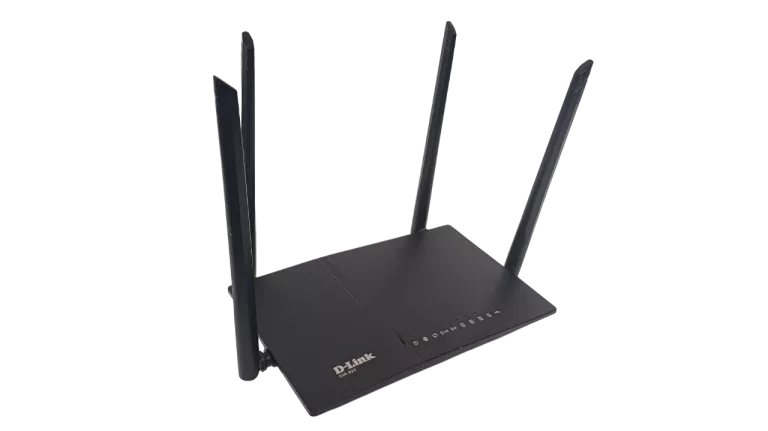 ROUTER D-LINK DIR-825