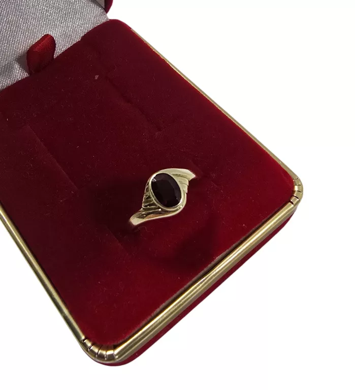 ZŁOTY PIERŚCIONEK PRÓBY 333 / R. 13 / 1,46G!