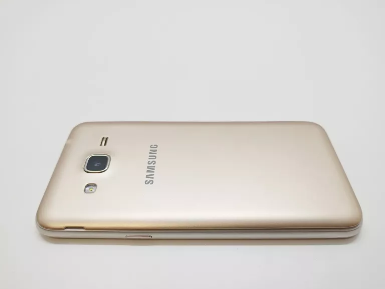 TELEFON SAMSUNG GALAXY J3 2016