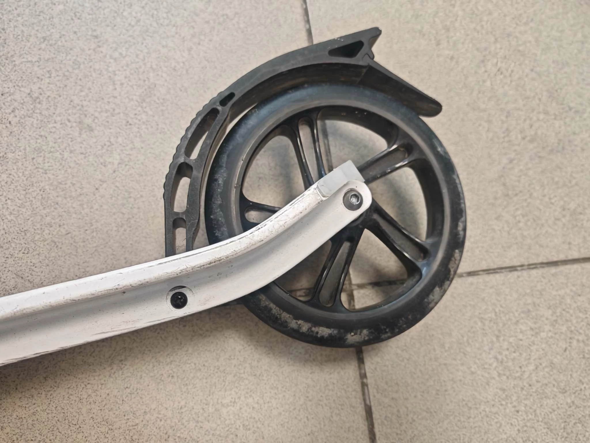 hulajnoga-oxelo-mid-7-biala-kod-producenta-000000722658