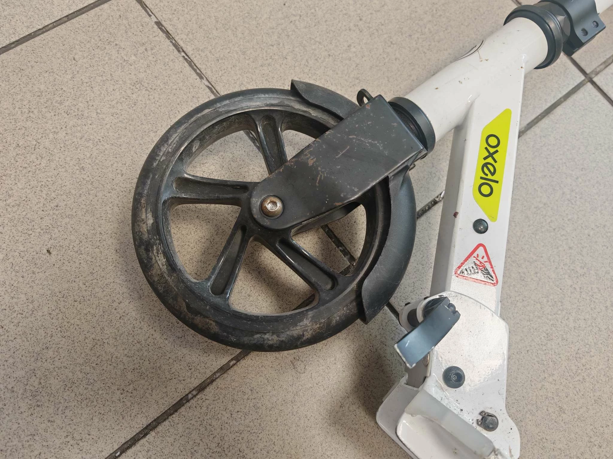 hulajnoga-oxelo-mid-7-biala-stan-11323-2