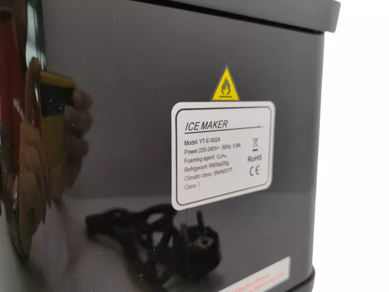 KOSTKARKA DO LODU COAMIX YT-E-002A CZARNY 120 W