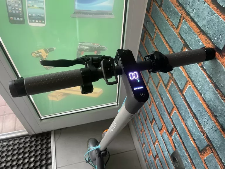 HULAJNOGA ELEKTRYCZNA MOTUS SCOOTY 10 LITE #OPIS! #ODBIÓR OSOBISTY!