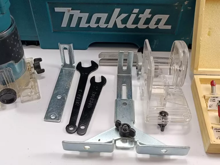 FREZARKA KRAWĘDZIOWA MAKITA 3710 530 W