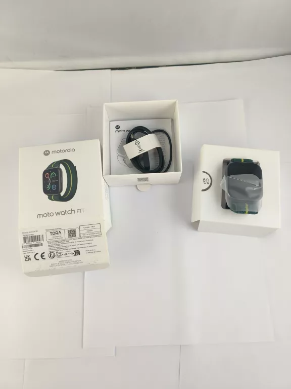 SMARTWATCH MOTOROLA MOTO WATCH FIT KOMPLET