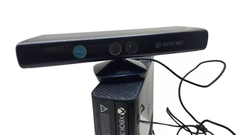 KONSOLA XBOX 360 SLIM + KINECT + GRY FITNESS + PAD – IDEALNA NA PREZENT