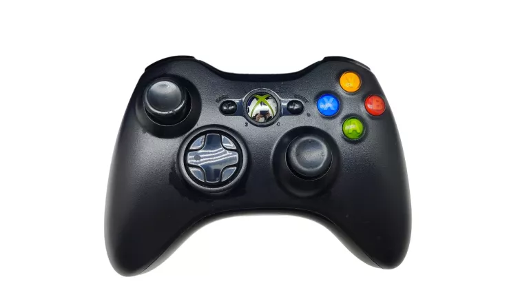 KONSOLA XBOX 360 SLIM + KINECT + GRY FITNESS + PAD – IDEALNA NA PREZENT